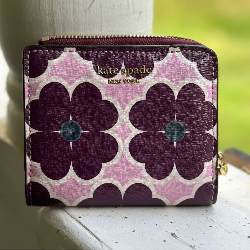 Kate Spade Sylvia Graphic Clover, small wallet Orchid